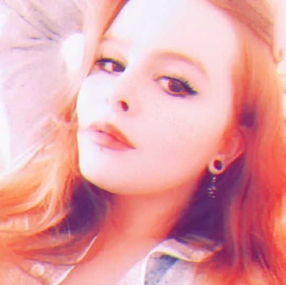 Meet your Posher, Brianna - Picture 1 of 1